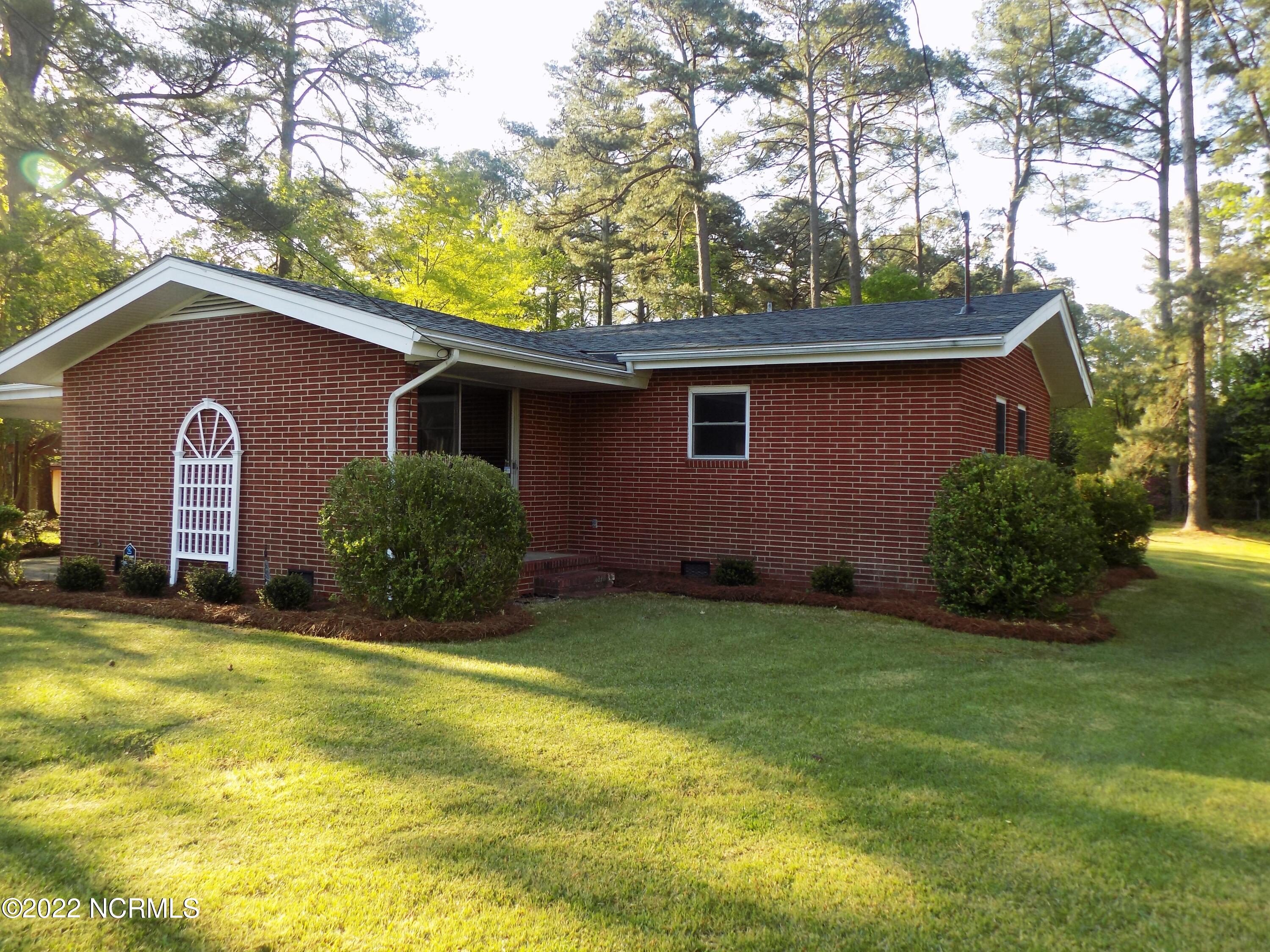 2823 Winstead Road Rocky Mount, NC 27804 - Photo 5 of 31 Side View