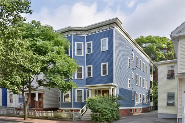 $4,500 | 187 Harvard Street, Unit 3, Cambridge, MA 02139