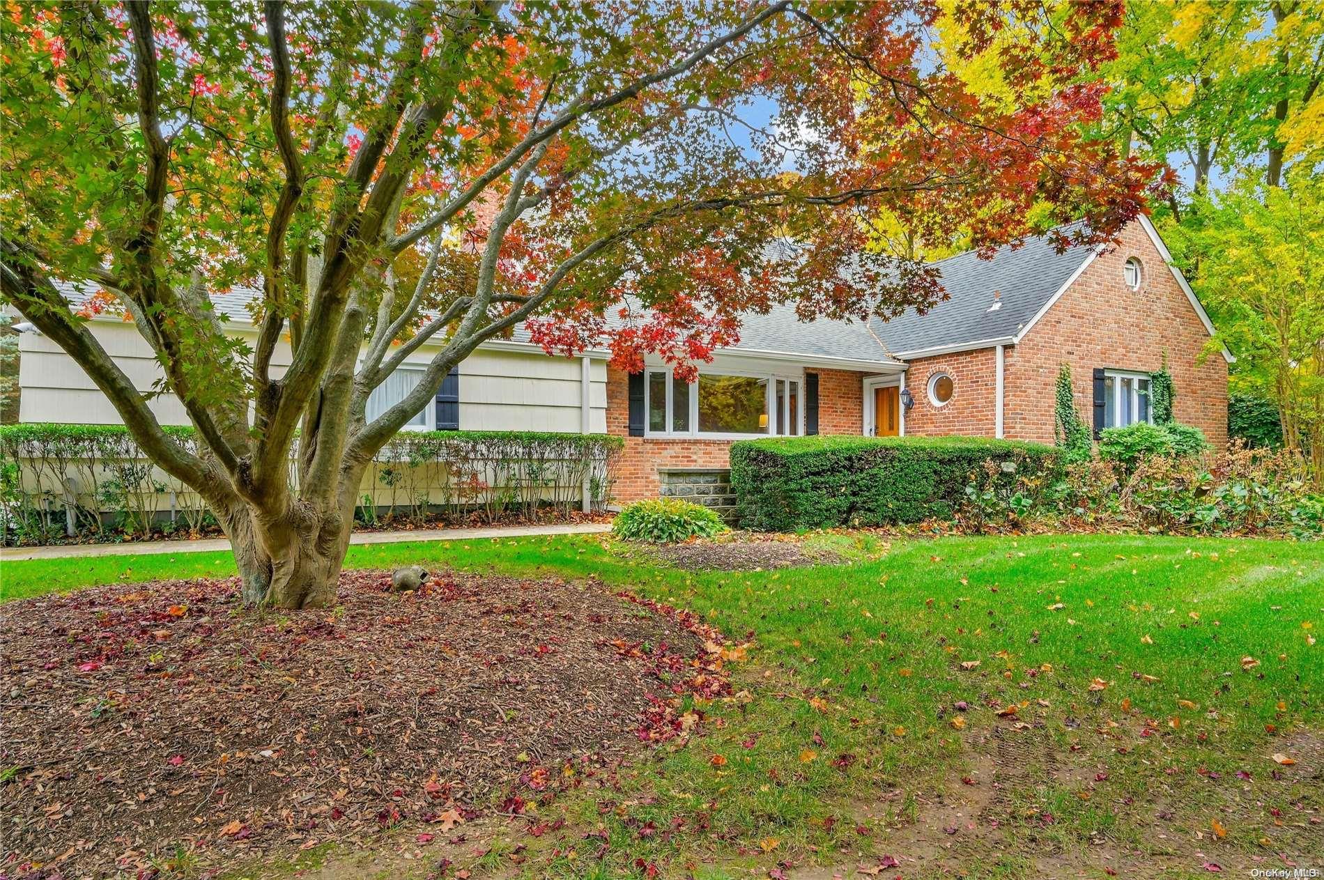 166 Huntington Bay Road Huntington, NY 11743 - Photo 1 of 1 Gallery Image 1