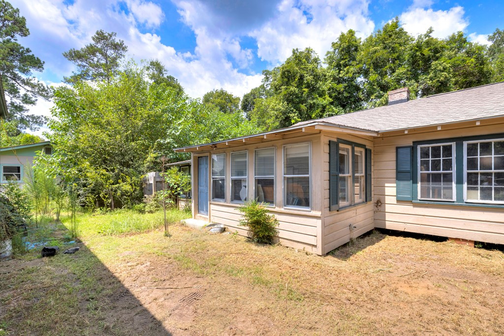 1126 Manning Road Sumter, SC 29150 - Photo 3 of 39 Gallery Image 3