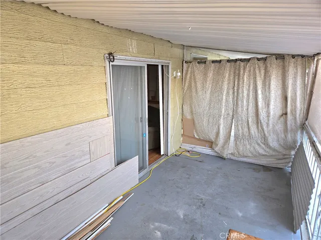 $79,999 | 2230 Lake Park Drive, Unit 54, San Jacinto, CA 92583