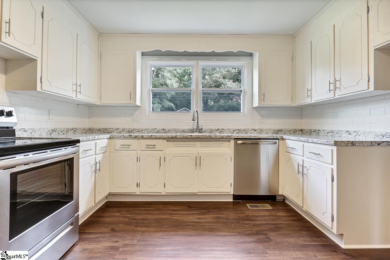 121 West Marion Road Greenville, SC 29617 - Photo 20 of 36 Gallery Image 20
