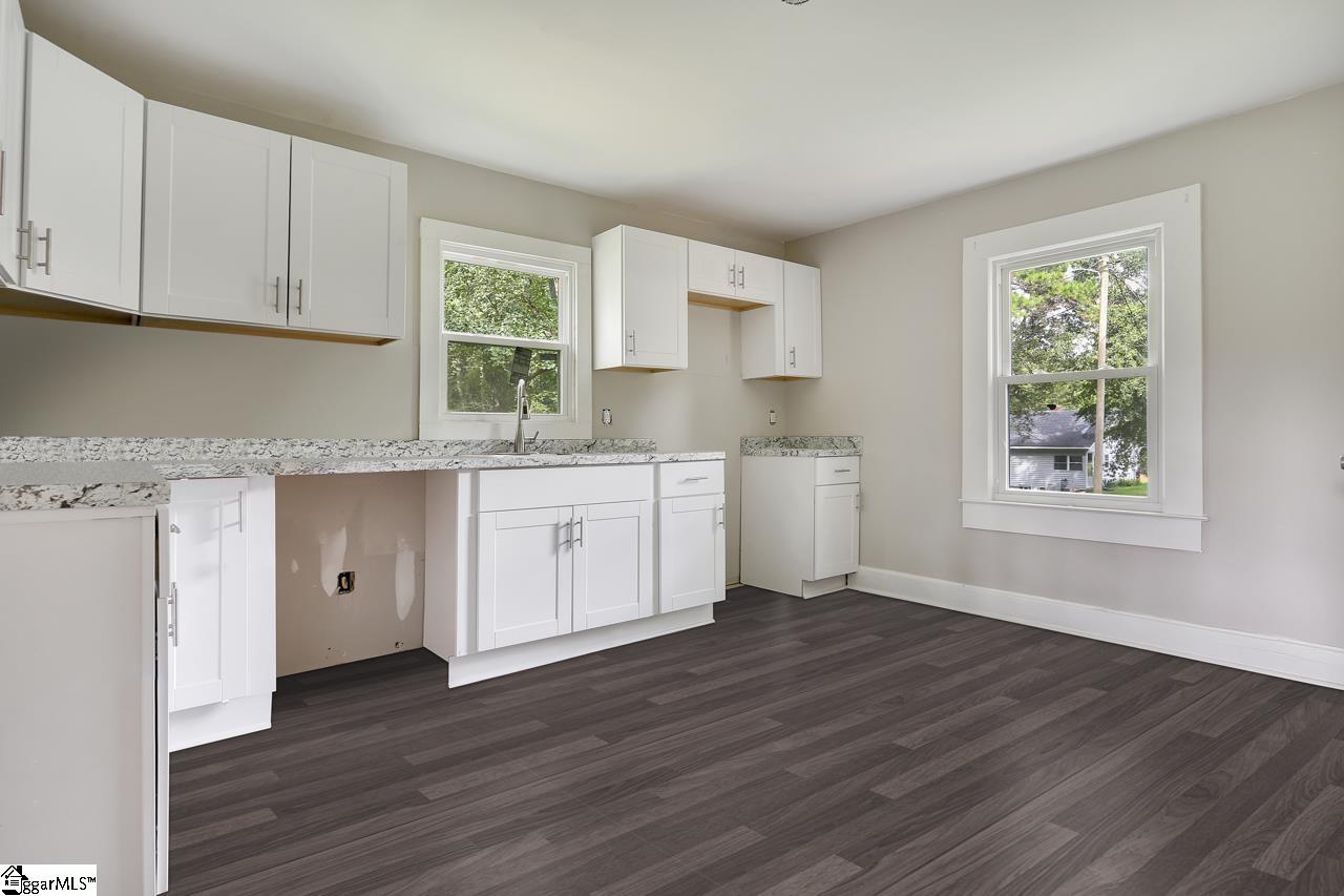 121 West Marion Road Greenville, SC 29617 - Photo 31 of 36 Gallery Image 31