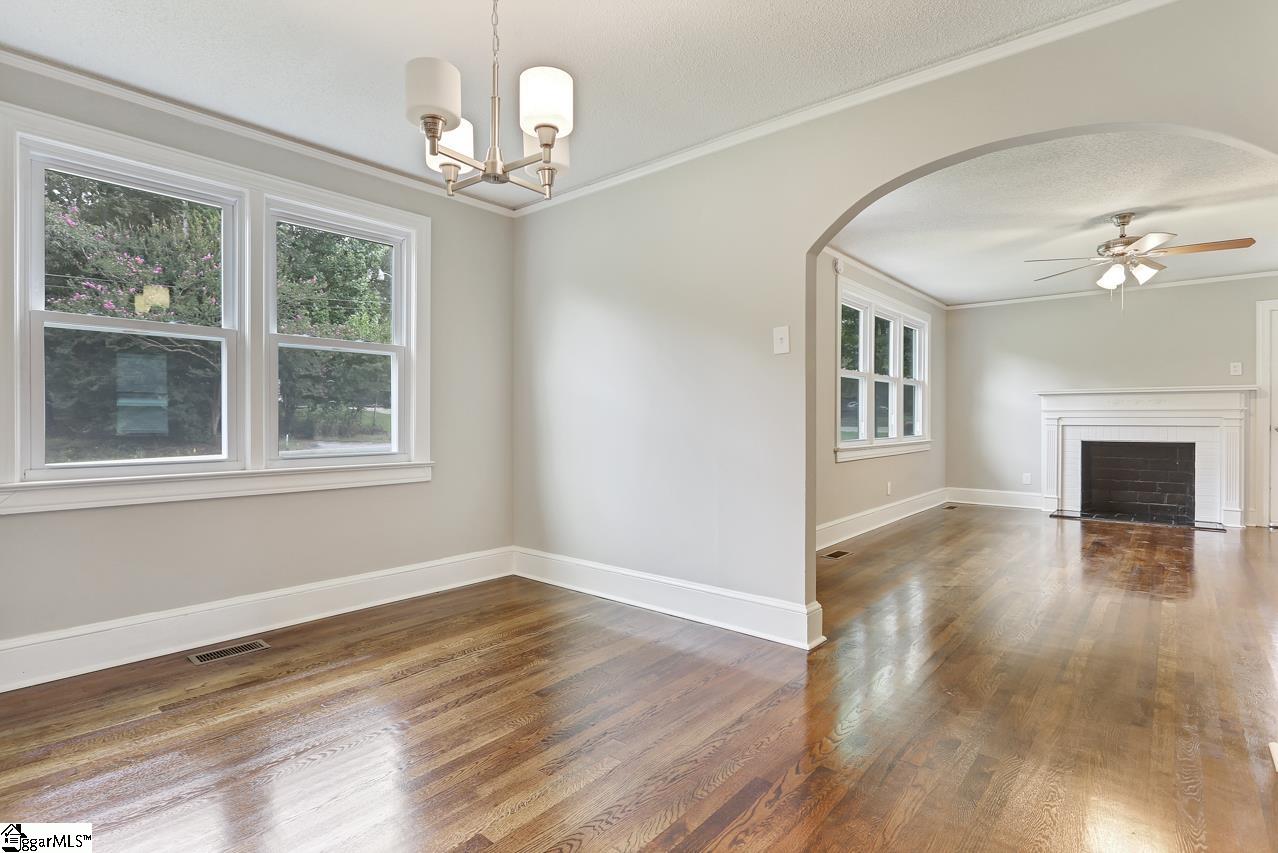 121 West Marion Road Greenville, SC 29617 - Photo 8 of 36 Gallery Image 8