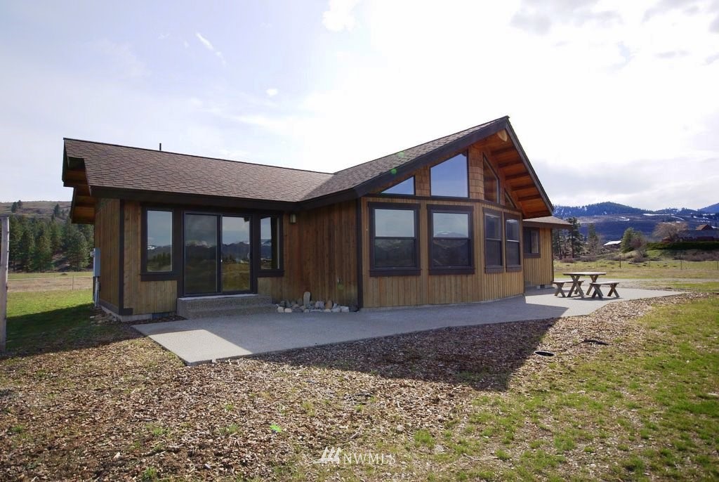 18 Aspen Heights Road Winthrop, WA 98862 - Photo 1 of 1 Gallery Image 1
