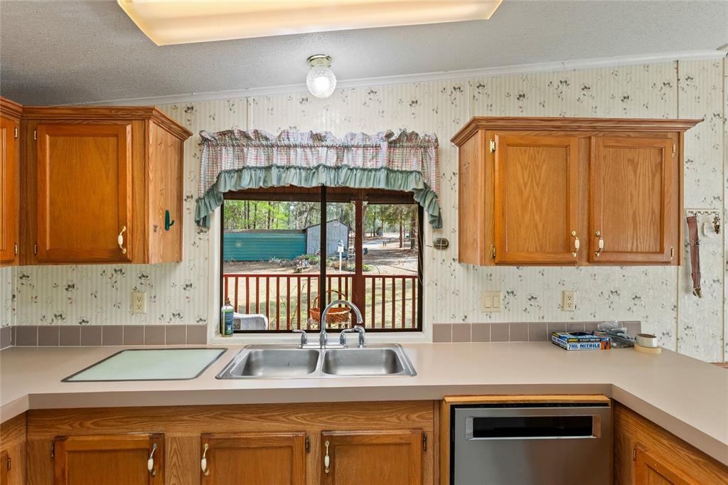 110 Hill Top Loop Hawthorne, FL 32640 - Photo 19 of 52