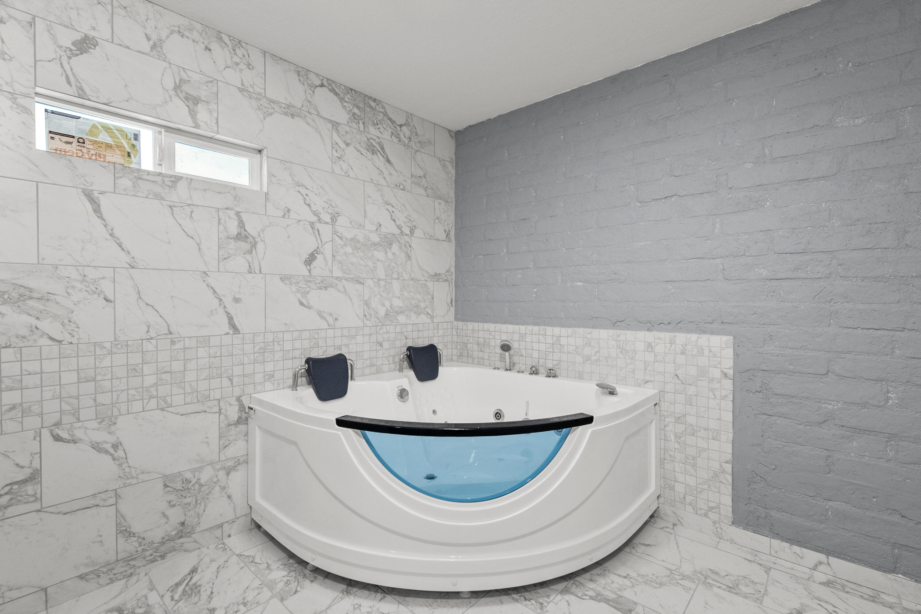 645 Lakeview Drive Palmdale, CA 93551 - Photo 41 of 78 a bathroom with a sink and a mirror