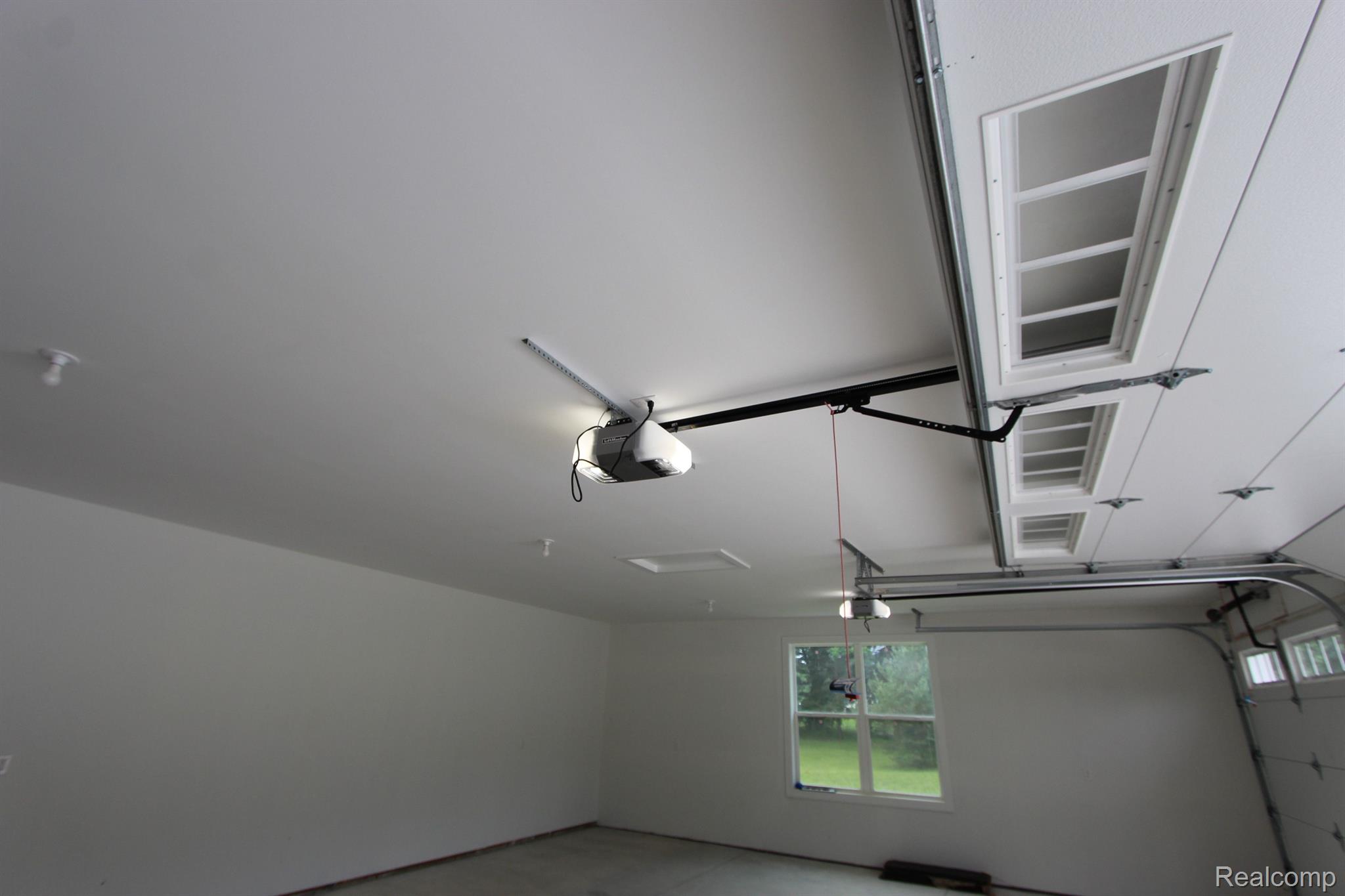 2975 East Coon Lake Road Howell, MI 48843 - Photo 13 of 175 Gallery Image 13