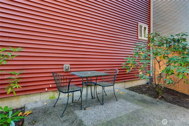 $520,000 | 34027 Southeast Strouf Street, Unit 18, Snoqualmie, WA 98065