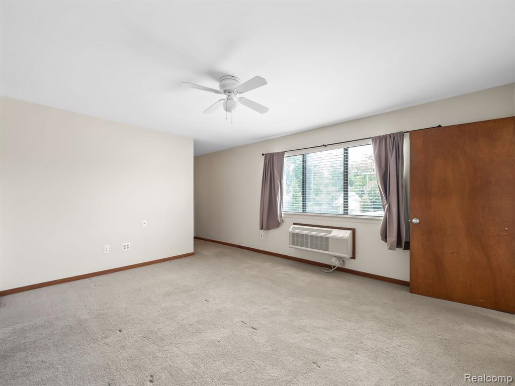 112 Terry Avenue Rochester, MI 48307 - Photo 10 of 20