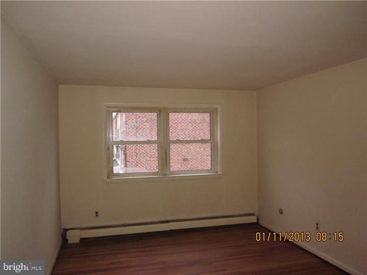 10960 East Keswick Road Philadelphia, PA 19154 - Photo 8 of 10 Bedroom 3