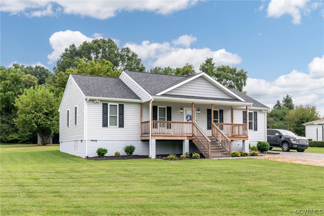 25500 Front Road Petersburg, VA 23803 - Photo 5 of 19 a front view of house with yard and green space