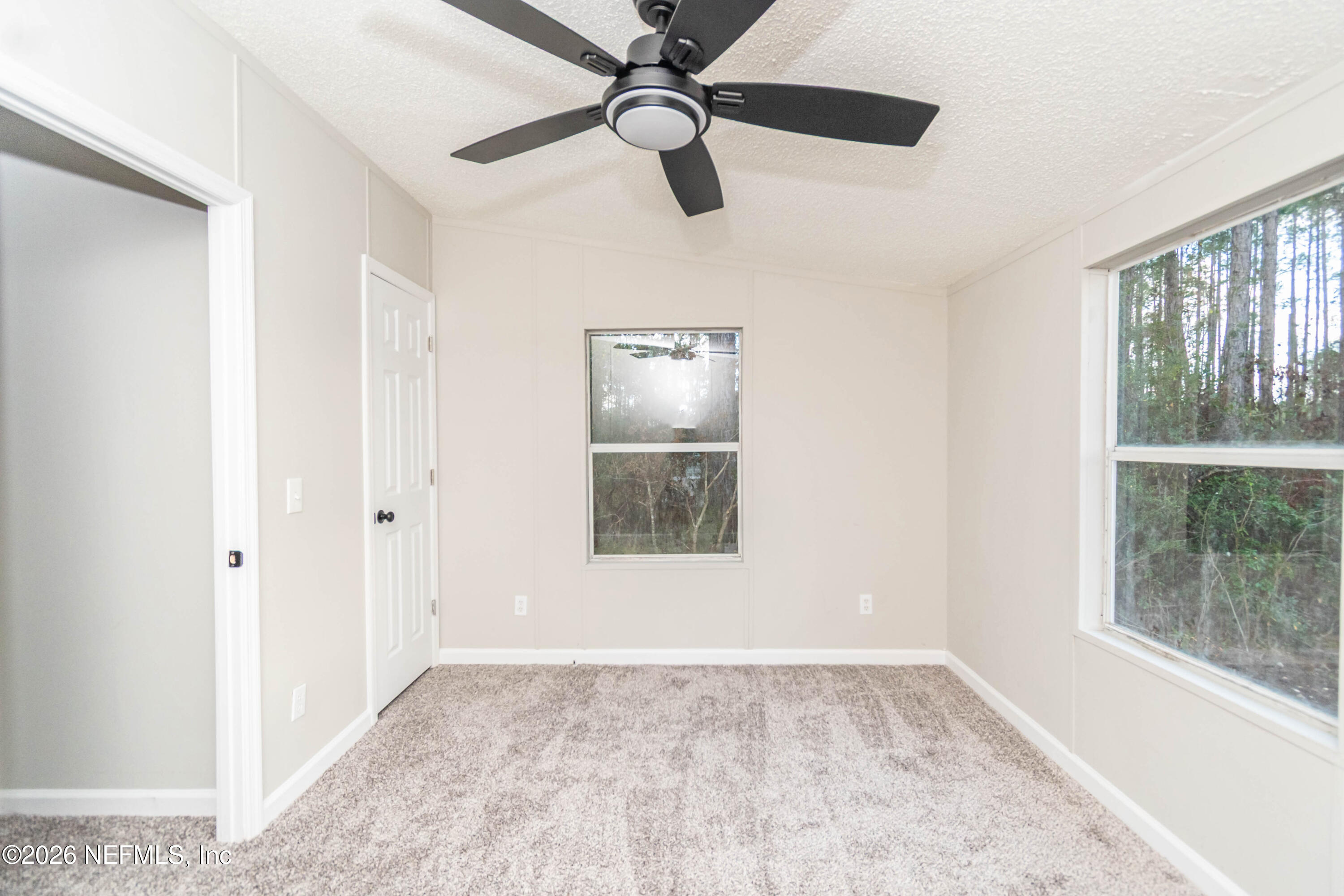 11017 County Road 229 Sanderson, FL 32087 - Photo 24 of 33 a view of an empty room and window