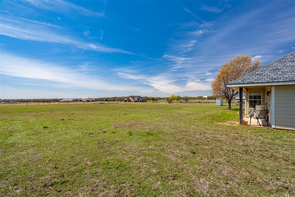 11431 Chisum Road Sanger, TX 76266 - Photo 27 of 40
