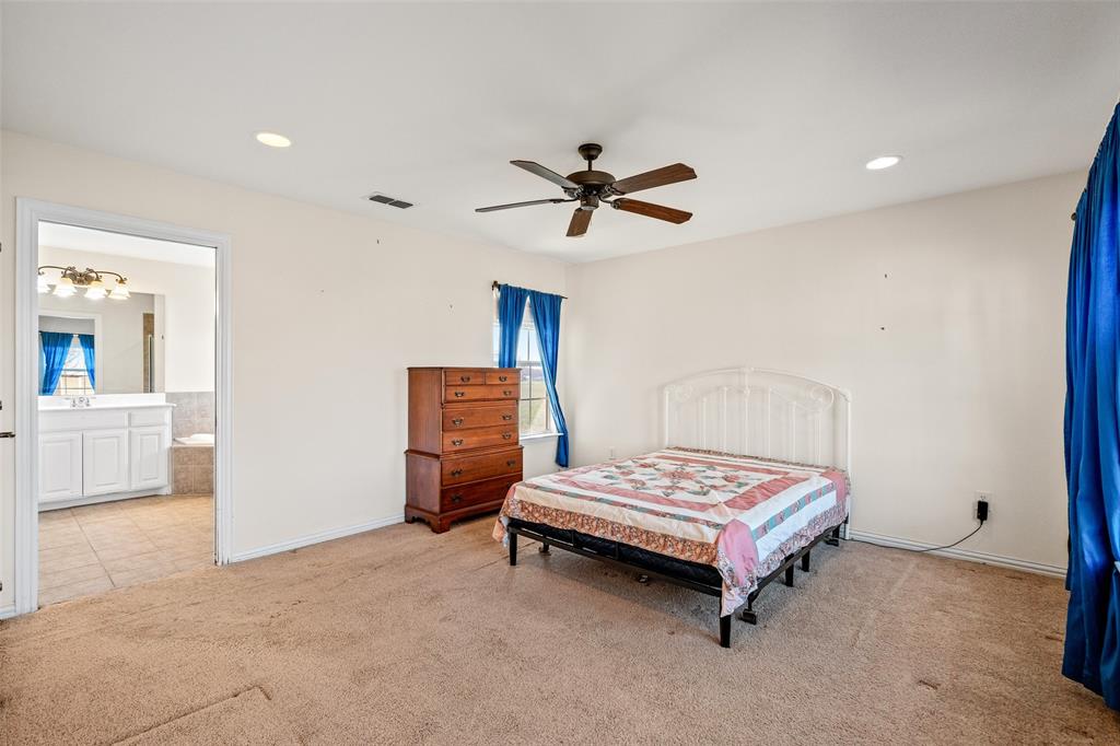 11431 Chisum Road Sanger, TX 76266 - Photo 32 of 40