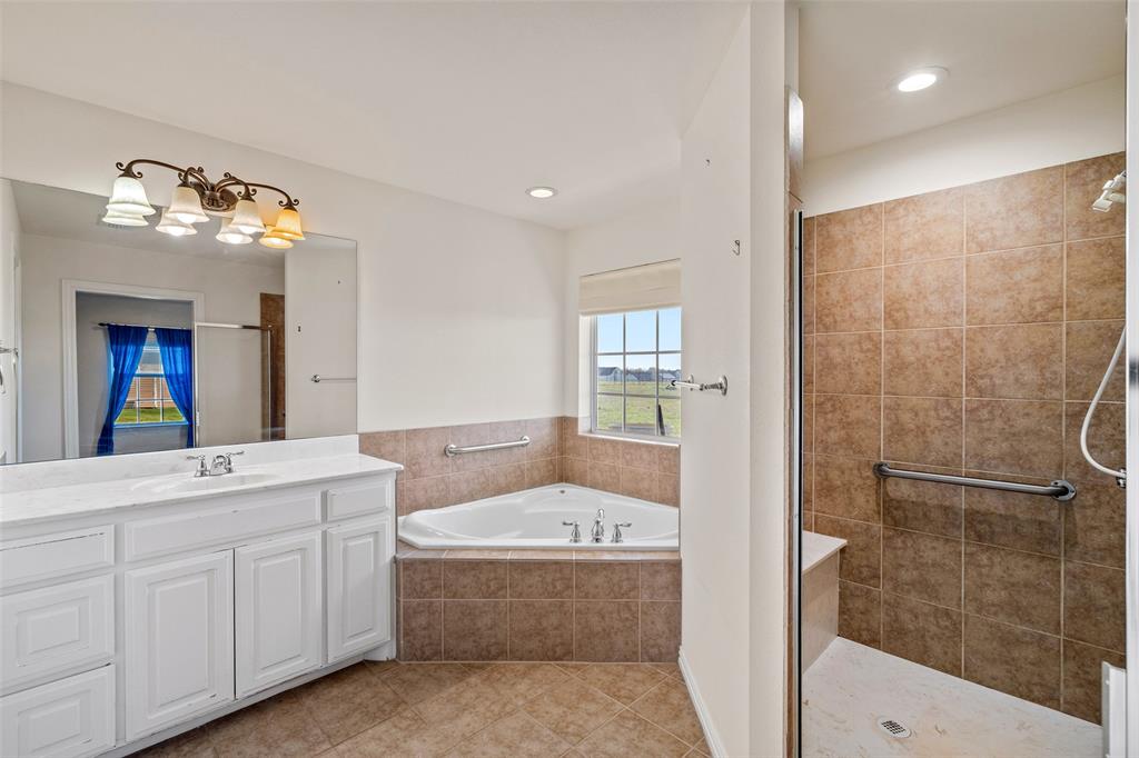 11431 Chisum Road Sanger, TX 76266 - Photo 33 of 40