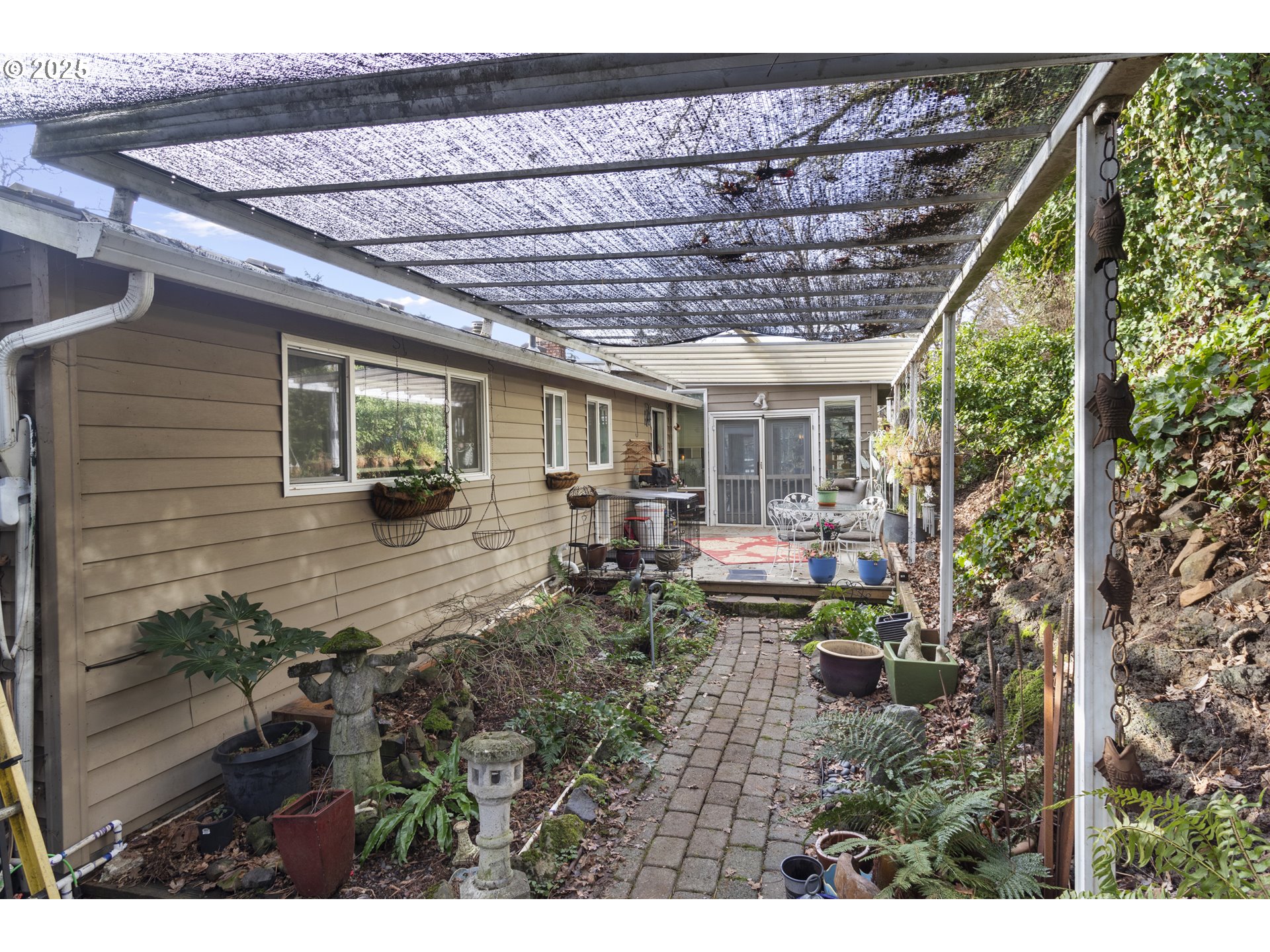17585 Kirkwood Road Gladstone, OR 97027 - Photo 13 of 45 Gallery Image 13