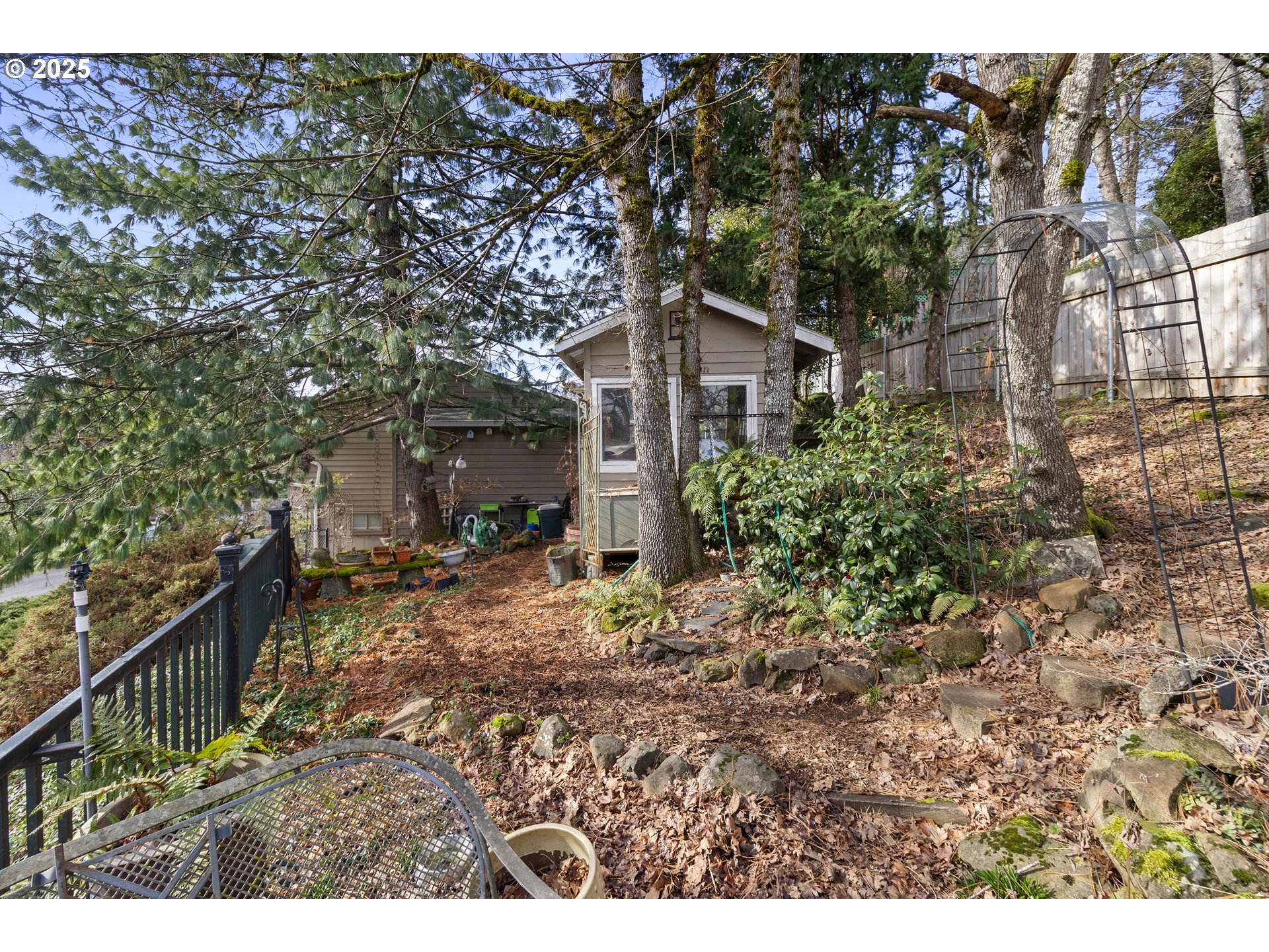17585 Kirkwood Road Gladstone, OR 97027 - Photo 2 of 45 Gallery Image 2