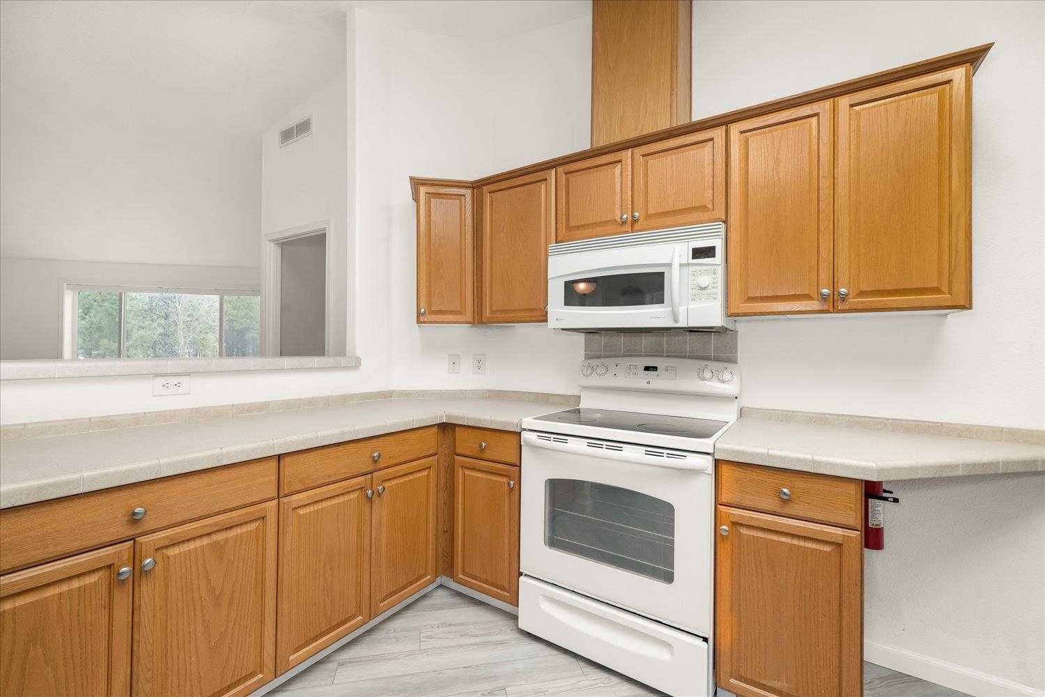3728 East Colbert Road Colbert, WA 99005 - Photo 15 of 49
