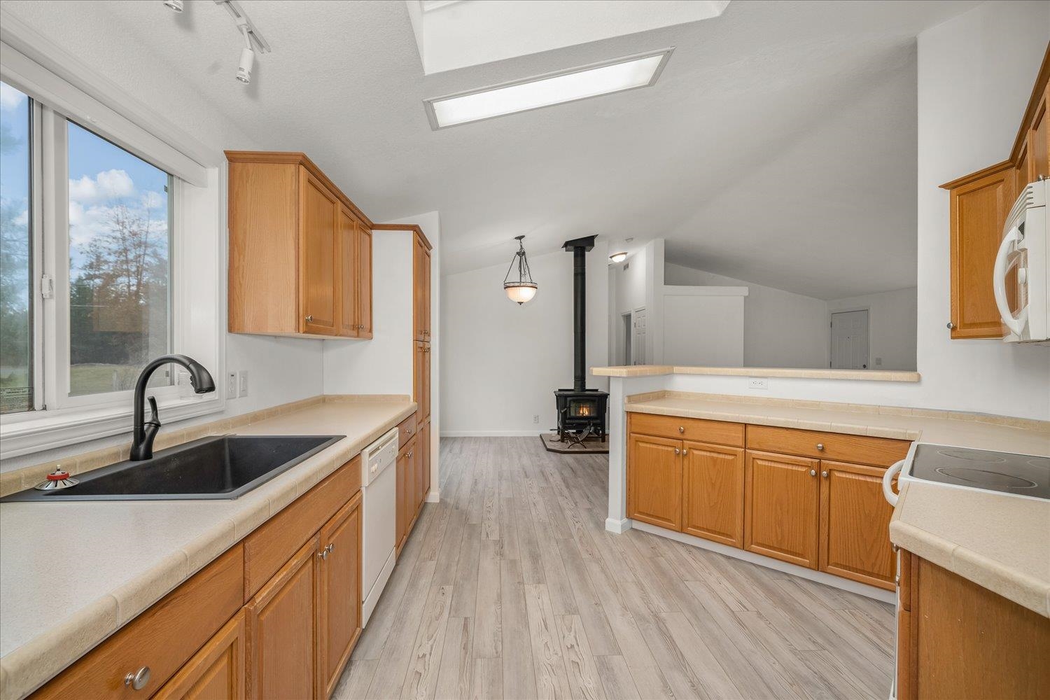 3728 East Colbert Road Colbert, WA 99005 - Photo 16 of 49