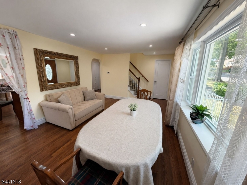 48 Sunnyside Road West Orange, NJ 07052 - Photo 12 of 36