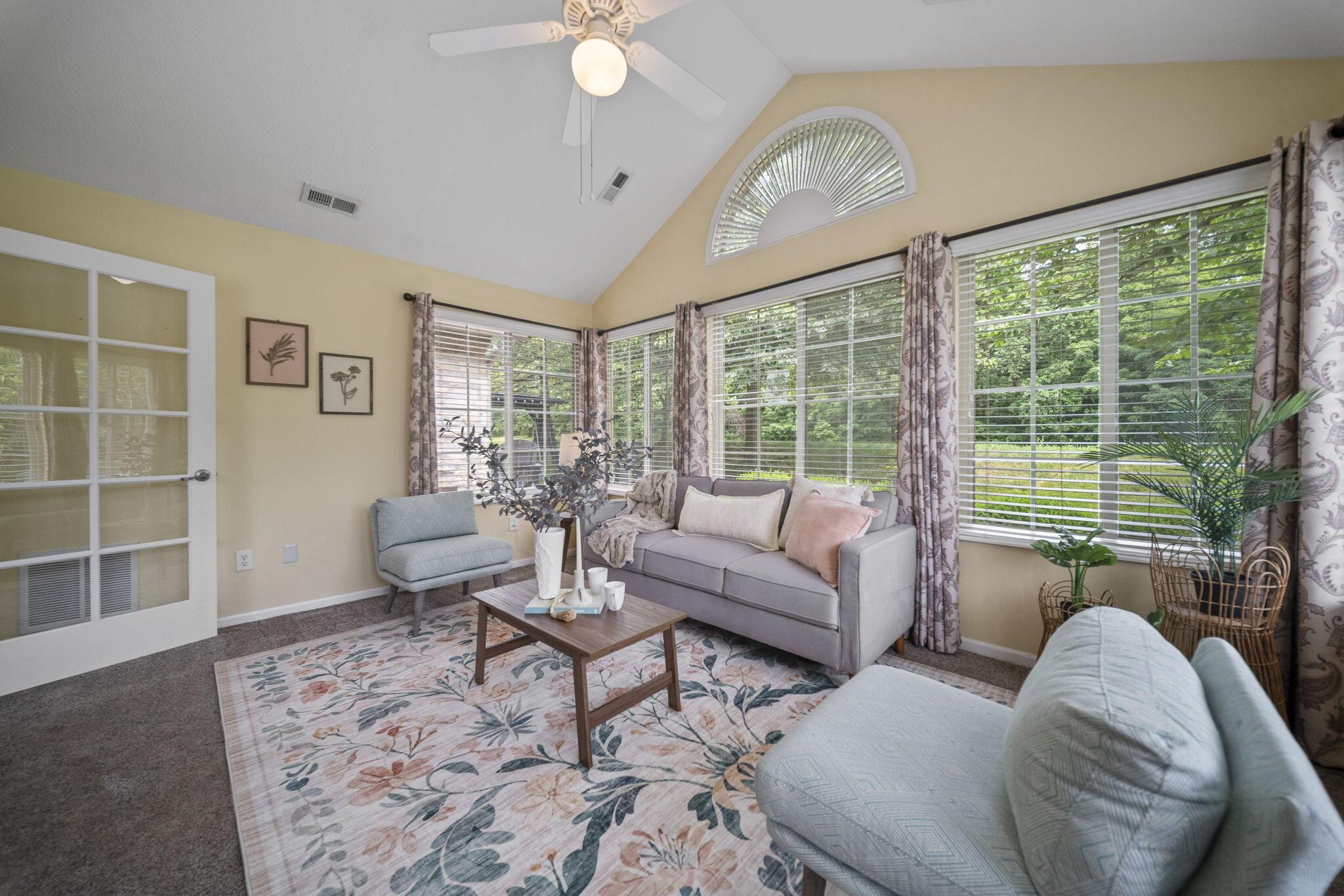 217 Stonegate Loop Pataskala, OH 43062 - Photo 11 of 45 34-web-or-mls-DSC08214
