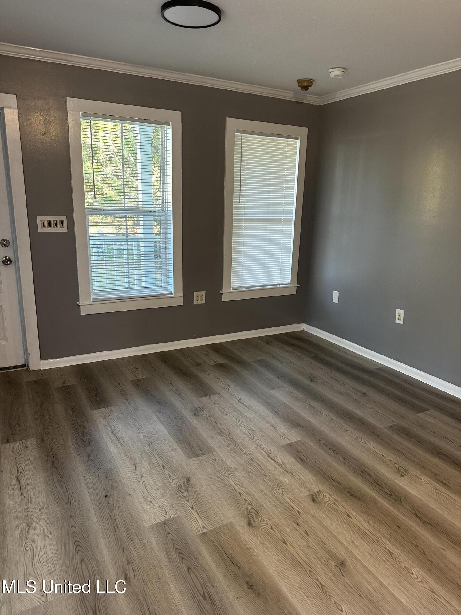 9101 Travis Avenue Vancleave, MS 39565 - Photo 3 of 8 liv rm