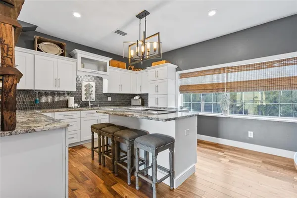 $3,195 | 574 Ryans Woods Lane, Palm Harbor, FL 34683