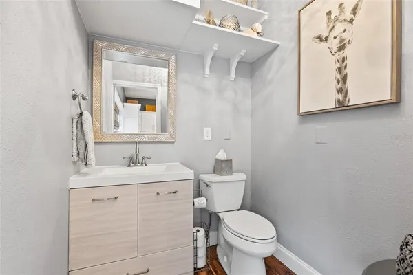 $3,195 | 574 Ryans Woods Lane, Palm Harbor, FL 34683