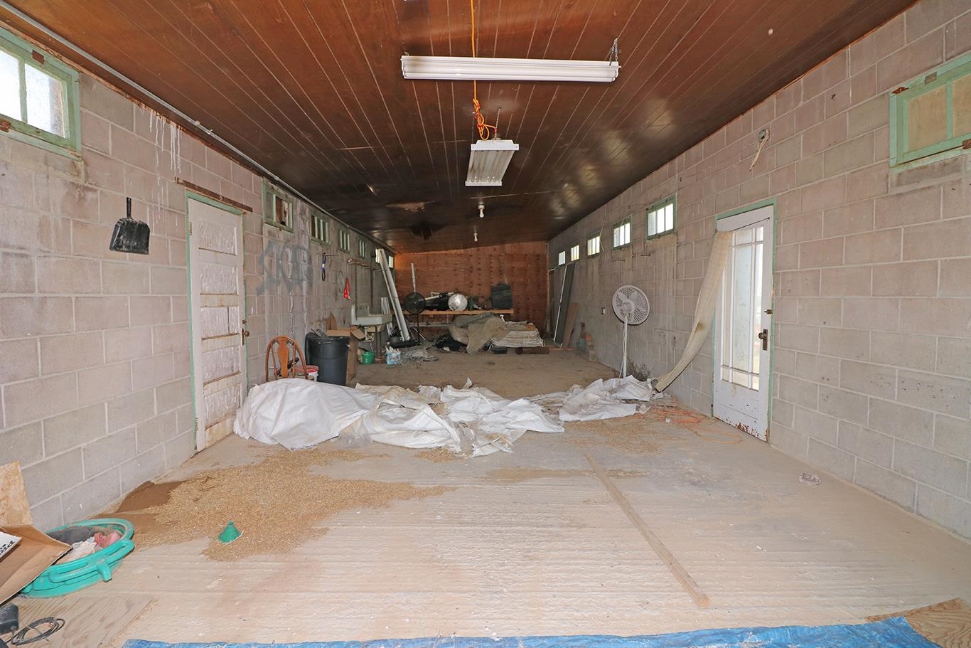 412 35 Road Palisade, CO 81526 - Photo 34 of 39 a bathroom with a sink a mirror and shower