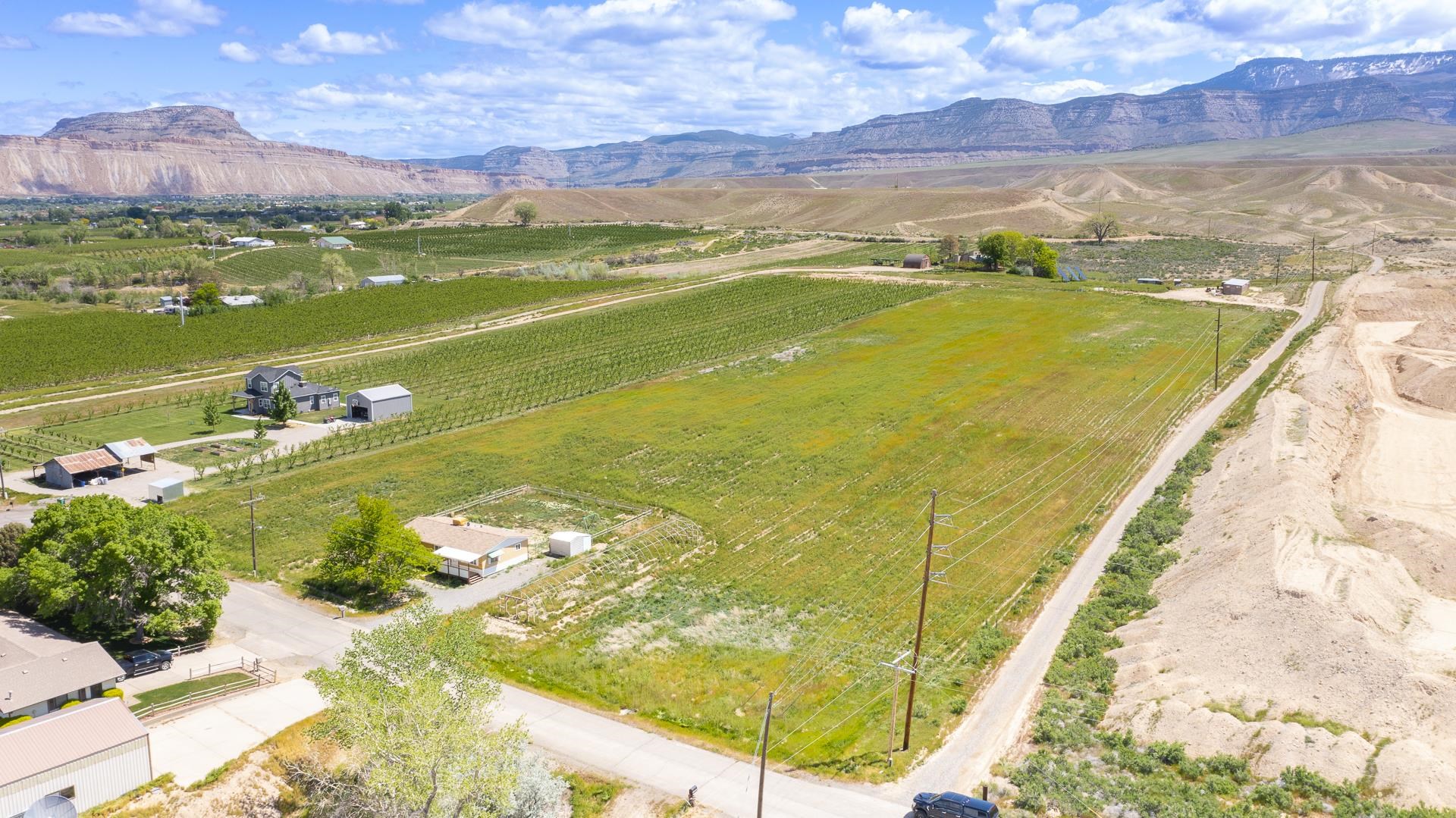 412 35 Road Palisade, CO 81526 - Photo 7 of 39 a view of a lake with a mountain