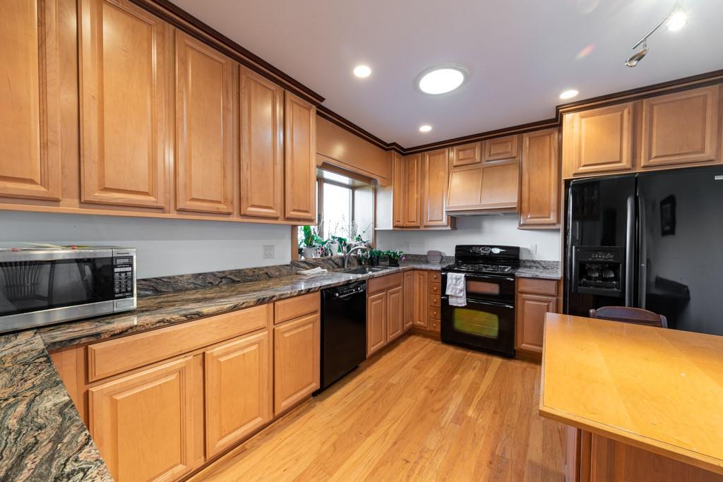82-84 Christonia Road Gibsonia, PA 15044 - Photo 8 of 25 Gallery Image 8