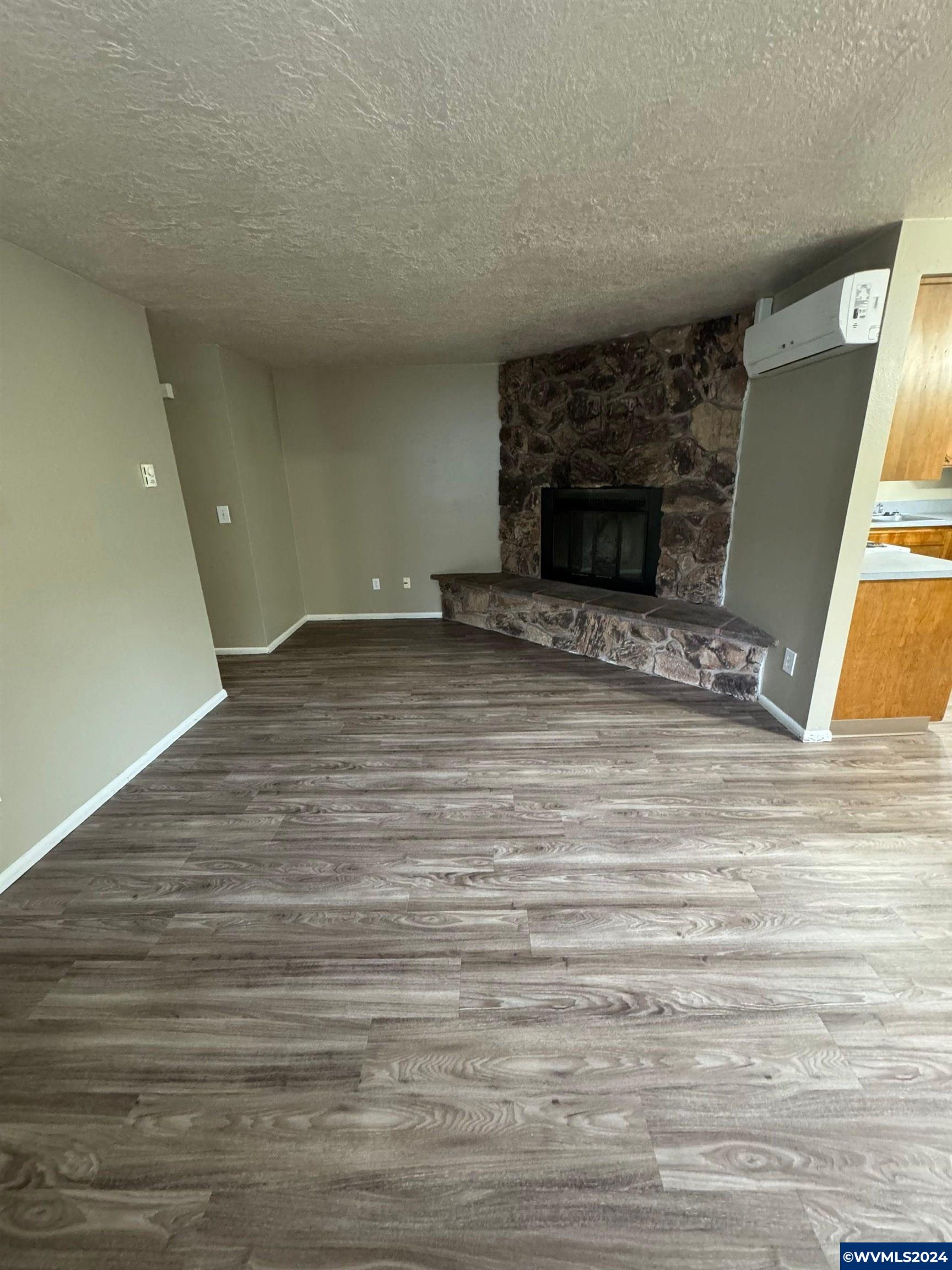 6090 Fircrest Street Southeast Salem, OR 97306 - Photo 15 of 45