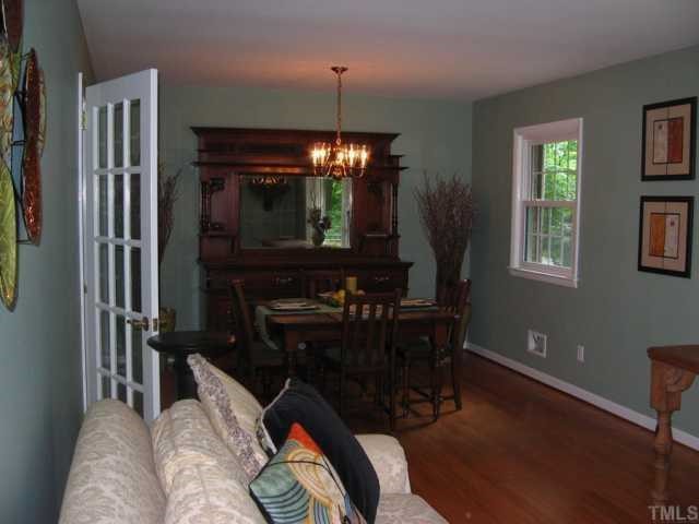 1206 Fairlane Road Cary, NC 27511 - Photo 3 of 10 Gallery Image 3