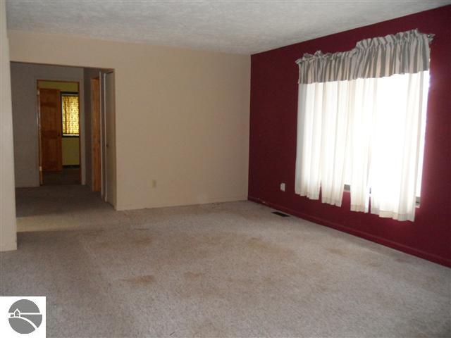 8989 Cedar Run Road Traverse City, MI 49685 - Photo 12 of 22 1731491-11.JPG