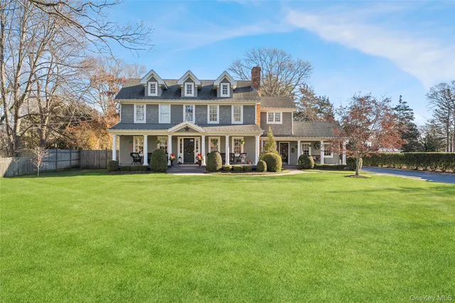 $1,275,000 | 85 Fairview Avenue, Bayport, NY 11705