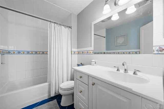 $1,275,000 | 85 Fairview Avenue, Bayport, NY 11705