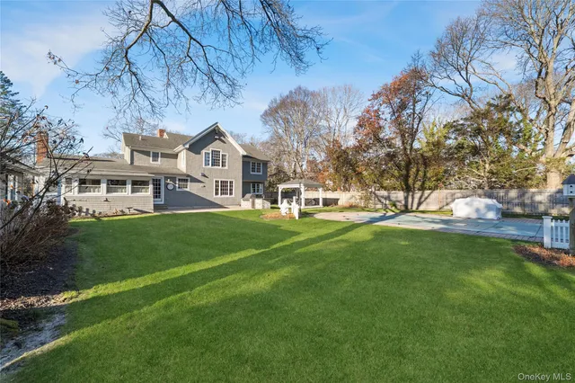 $1,275,000 | 85 Fairview Avenue, Bayport, NY 11705