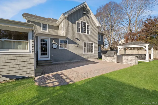 $1,275,000 | 85 Fairview Avenue, Bayport, NY 11705