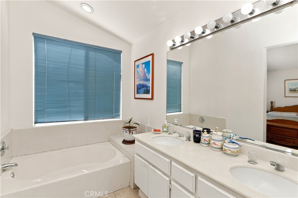 439 Mission Grove Parkway North Riverside, CA 92506 - Photo 39 of 56 Gallery Image 39