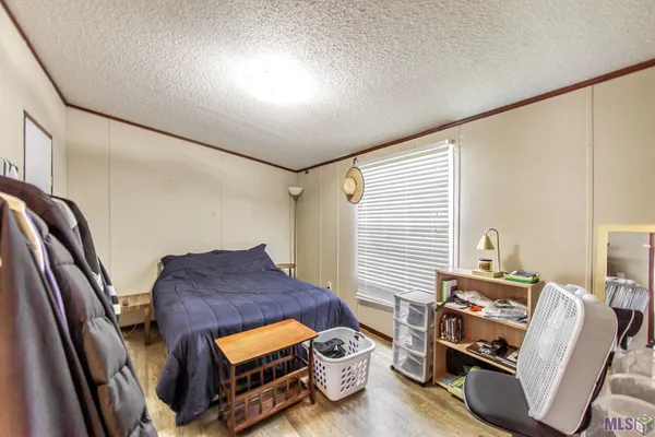 $148,000 | 215 Blakefield Drive, Schriever, LA 70395