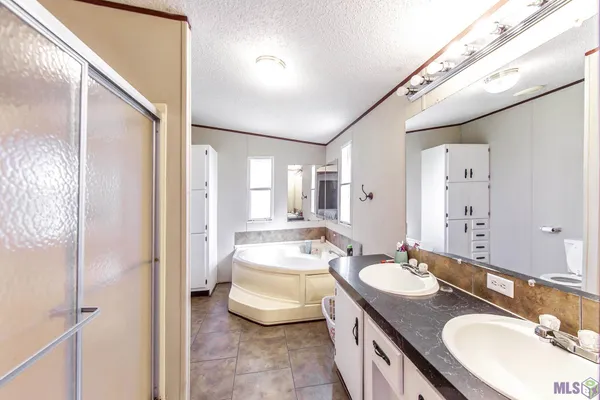 $148,000 | 215 Blakefield Drive, Schriever, LA 70395