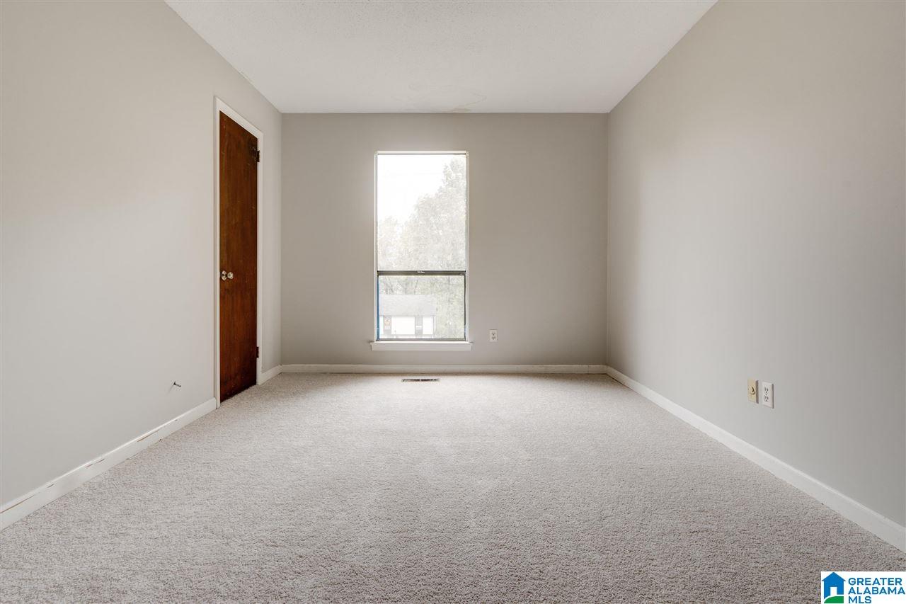 705 Colonial Drive Alabaster, AL 35007 - Photo 10 of 23
