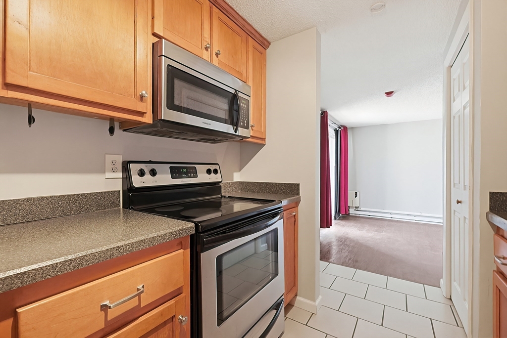 155 St Barnabe Street, Unit 1B Woonsocket, RI 02895 - Photo 4 of 25