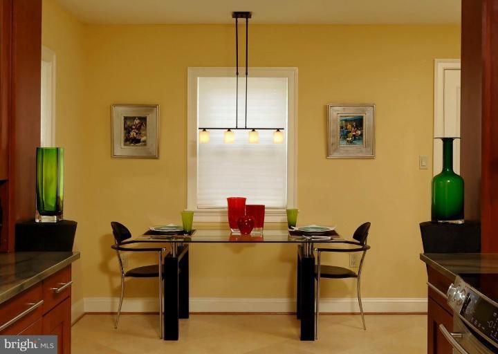 1305 Kurtz Road McLean, VA 22101 - Photo 20 of 20 Breakfast Area with imported Limestone flooring