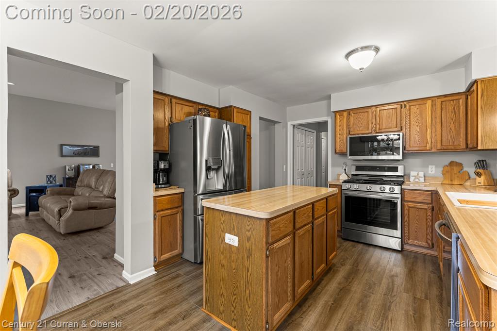26802 Inverness Street Woodhaven, MI 48183 - Photo 15 of 47