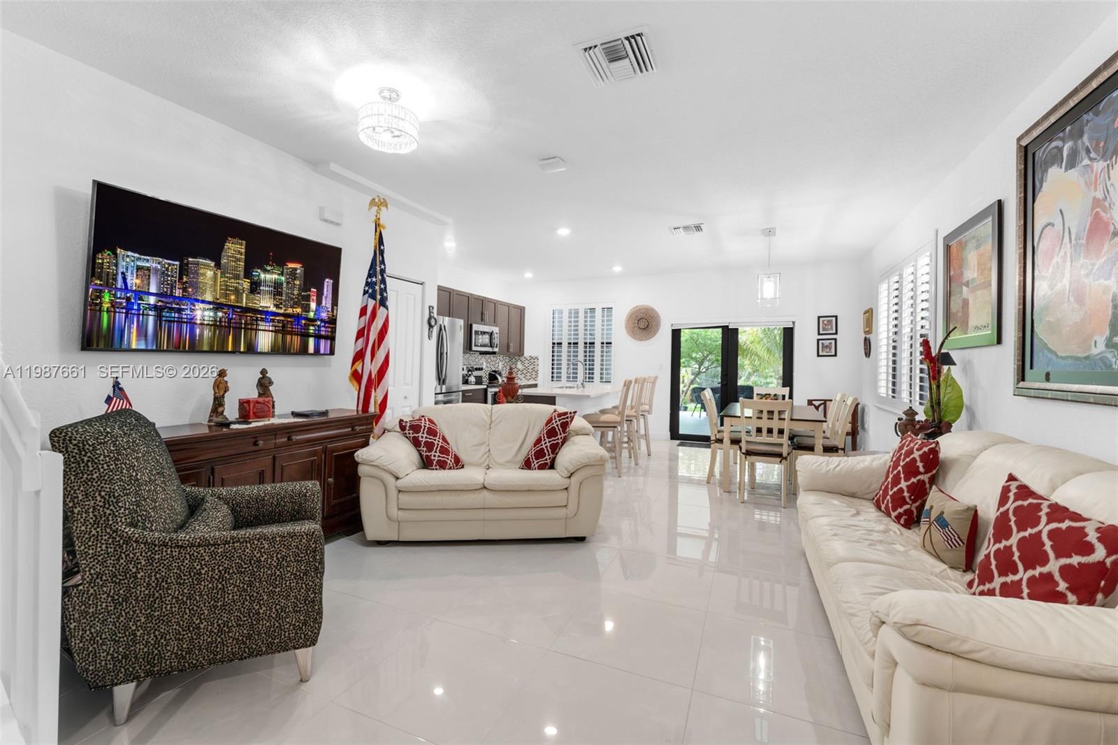 25034 Southwest 107th Court Homestead, FL 33032 - Photo 2 of 32