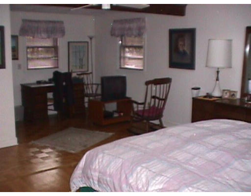 11 Daniel Road Braintree, MA 02184 - Photo 5 of 6 Gallery Image 5