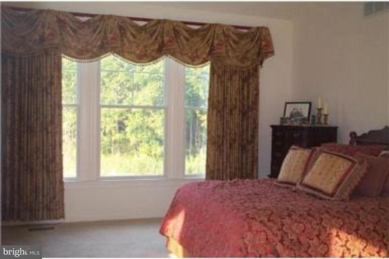 1272 Rossback Road Davidsonville, MD 21035 - Photo 14 of 26 Master Bedroom