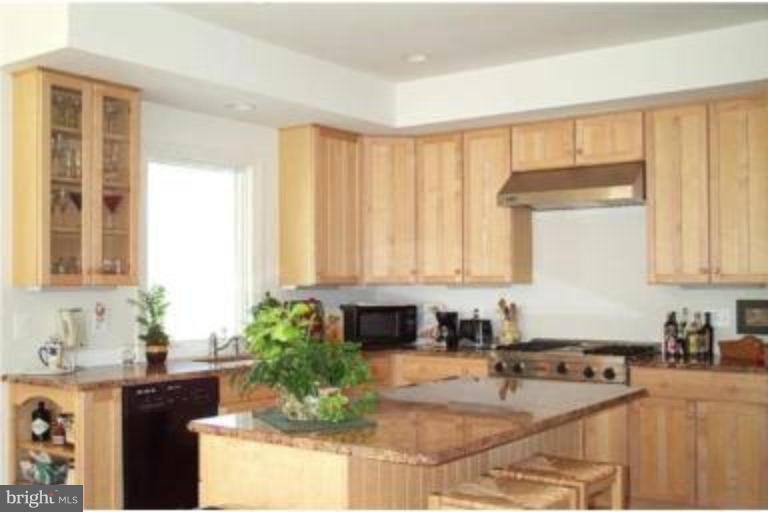 1272 Rossback Road Davidsonville, MD 21035 - Photo 3 of 26 Kitchen #2
